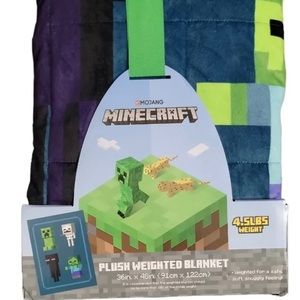 Mojang Minecraft 36in. x 48in. Soft Plush Weighted 4.5 lbs Blankets Throws